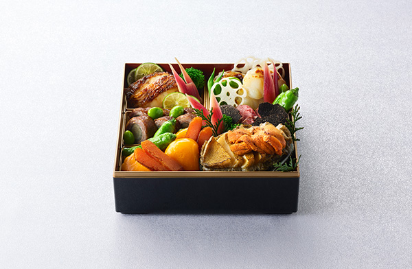 六本木ヒルズ店限定「おせち 寿ぎの舞」 二の重